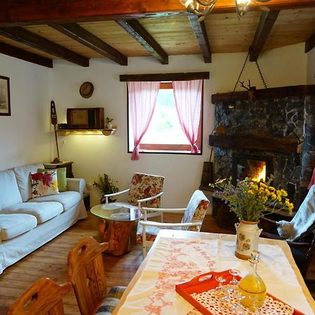 Plitvice Cottage Iggy พลิตวิชกา เยเซรา ภายนอก รูปภาพ